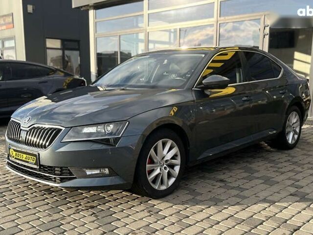 Шкода Суперб, объемом двигателя 2 л и пробегом 274 тыс. км за 17100 $, фото 2 на Automoto.ua