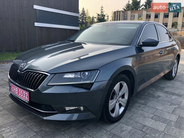 Шкода Суперб, объемом двигателя 1.97 л и пробегом 327 тыс. км за 15800 $, фото 10 на Automoto.ua