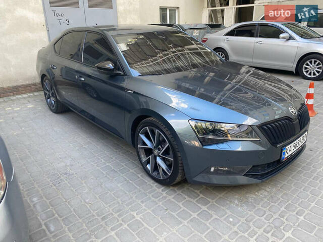 Шкода Суперб, объемом двигателя 2 л и пробегом 110 тыс. км за 28300 $, фото 5 на Automoto.ua