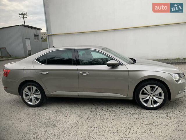Шкода Суперб, объемом двигателя 2 л и пробегом 279 тыс. км за 18900 $, фото 7 на Automoto.ua