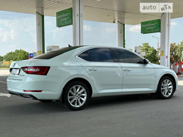 Шкода Суперб, объемом двигателя 1.8 л и пробегом 140 тыс. км за 23000 $, фото 12 на Automoto.ua