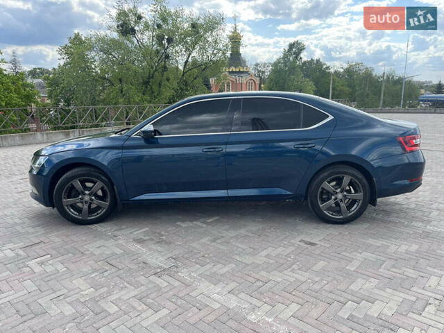 Шкода Суперб, объемом двигателя 1.8 л и пробегом 129 тыс. км за 16000 $, фото 4 на Automoto.ua