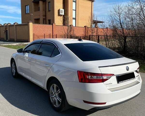 Шкода Суперб, об'ємом двигуна 1.8 л та пробігом 105 тис. км за 18900 $, фото 4 на Automoto.ua