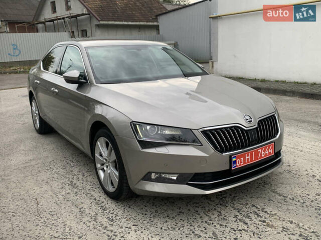 Шкода Суперб, объемом двигателя 2 л и пробегом 279 тыс. км за 18900 $, фото 5 на Automoto.ua