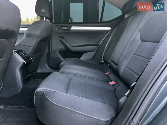 Шкода Суперб, объемом двигателя 1.97 л и пробегом 327 тыс. км за 15800 $, фото 54 на Automoto.ua