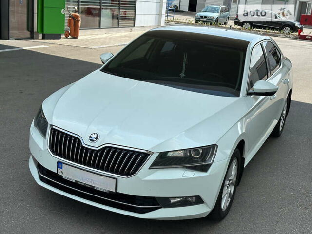 Шкода Суперб, объемом двигателя 1.8 л и пробегом 140 тыс. км за 23000 $, фото 4 на Automoto.ua