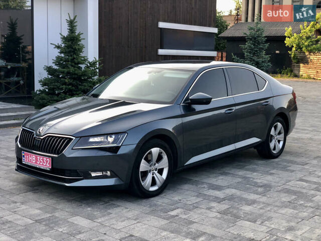 Шкода Суперб, объемом двигателя 1.97 л и пробегом 327 тыс. км за 15800 $, фото 24 на Automoto.ua