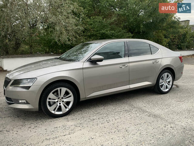 Шкода Суперб, объемом двигателя 2 л и пробегом 279 тыс. км за 18900 $, фото 15 на Automoto.ua