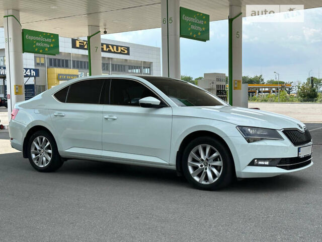Шкода Суперб, объемом двигателя 1.8 л и пробегом 140 тыс. км за 23000 $, фото 14 на Automoto.ua
