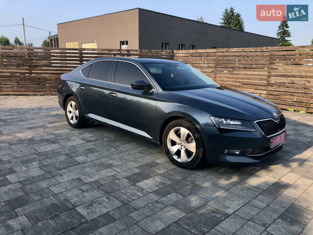 Шкода Суперб, объемом двигателя 1.97 л и пробегом 327 тыс. км за 15800 $, фото 3 на Automoto.ua