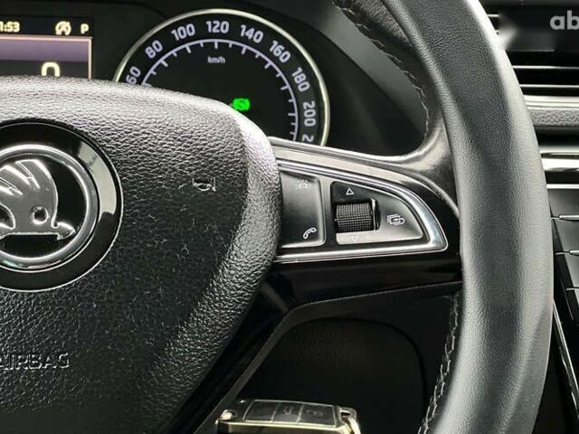 Шкода Суперб, объемом двигателя 2 л и пробегом 280 тыс. км за 16700 $, фото 12 на Automoto.ua