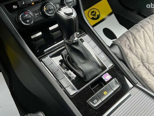 Шкода Суперб, объемом двигателя 2 л и пробегом 280 тыс. км за 16700 $, фото 17 на Automoto.ua