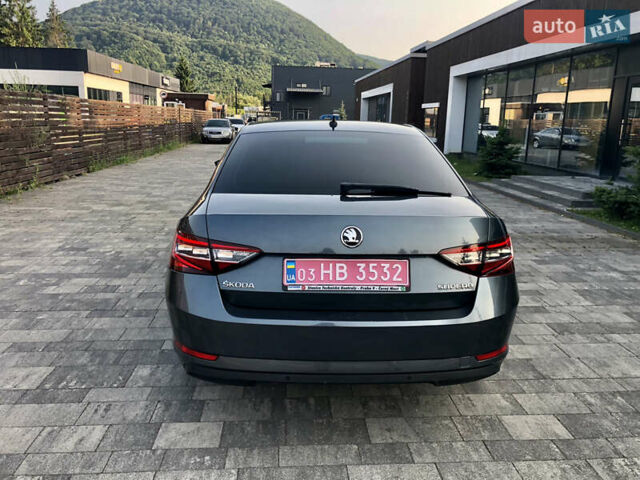 Шкода Суперб, объемом двигателя 1.97 л и пробегом 327 тыс. км за 15800 $, фото 14 на Automoto.ua