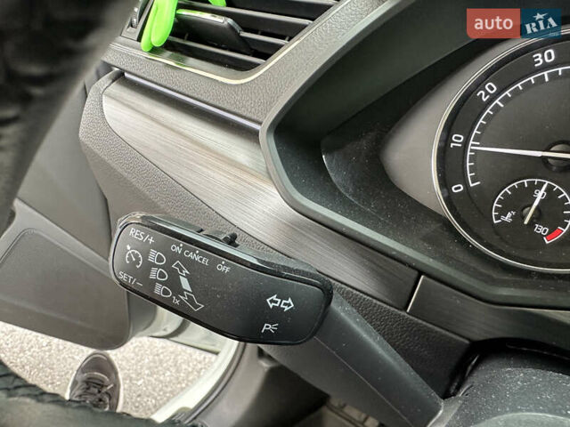 Шкода Суперб, объемом двигателя 1.8 л и пробегом 140 тыс. км за 23000 $, фото 65 на Automoto.ua