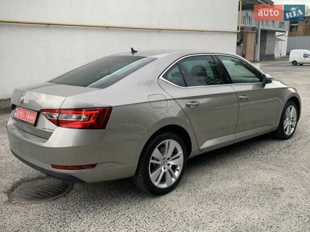 Шкода Суперб, объемом двигателя 2 л и пробегом 279 тыс. км за 18900 $, фото 9 на Automoto.ua