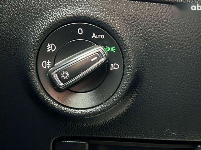 Шкода Суперб, объемом двигателя 2 л и пробегом 280 тыс. км за 16700 $, фото 18 на Automoto.ua