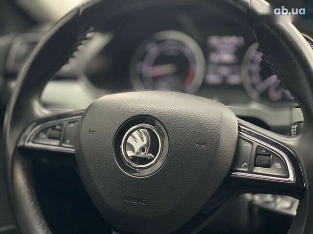 Шкода Суперб, об'ємом двигуна 2 л та пробігом 272 тис. км за 15300 $, фото 28 на Automoto.ua