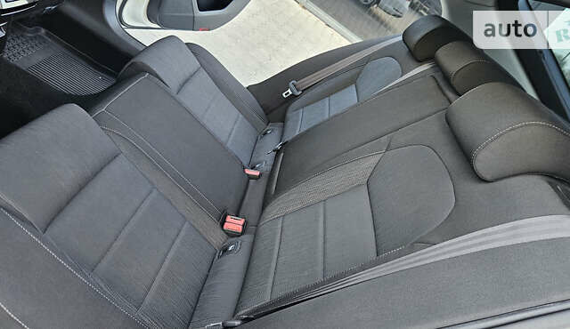 Шкода Суперб, объемом двигателя 1.8 л и пробегом 83 тыс. км за 14500 $, фото 18 на Automoto.ua