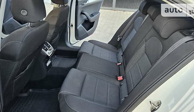 Шкода Суперб, объемом двигателя 1.8 л и пробегом 83 тыс. км за 14500 $, фото 17 на Automoto.ua