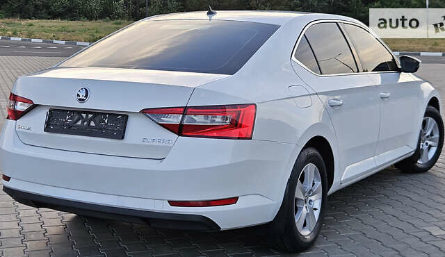 Шкода Суперб, объемом двигателя 1.8 л и пробегом 83 тыс. км за 14500 $, фото 46 на Automoto.ua