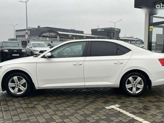 Шкода Суперб, объемом двигателя 1.6 л и пробегом 197 тыс. км за 14999 $, фото 3 на Automoto.ua