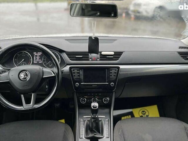 Шкода Суперб, объемом двигателя 1.6 л и пробегом 197 тыс. км за 14999 $, фото 9 на Automoto.ua