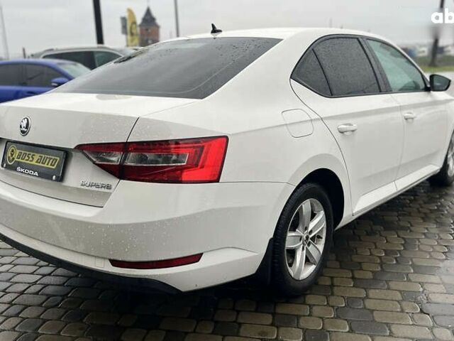 Шкода Суперб, объемом двигателя 1.6 л и пробегом 197 тыс. км за 14999 $, фото 6 на Automoto.ua