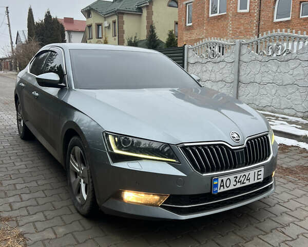 Шкода Суперб, объемом двигателя 2 л и пробегом 171 тыс. км за 19700 $, фото 4 на Automoto.ua