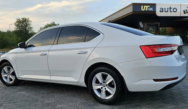 Шкода Суперб, объемом двигателя 1.8 л и пробегом 83 тыс. км за 14500 $, фото 40 на Automoto.ua