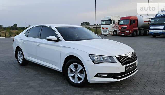 Шкода Суперб, объемом двигателя 1.8 л и пробегом 83 тыс. км за 14500 $, фото 26 на Automoto.ua