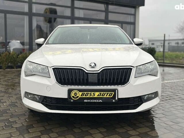 Шкода Суперб, объемом двигателя 1.6 л и пробегом 197 тыс. км за 14999 $, фото 1 на Automoto.ua