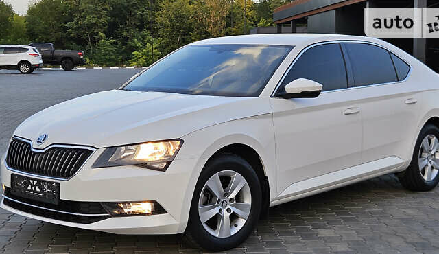 Шкода Суперб, объемом двигателя 1.8 л и пробегом 83 тыс. км за 14500 $, фото 37 на Automoto.ua