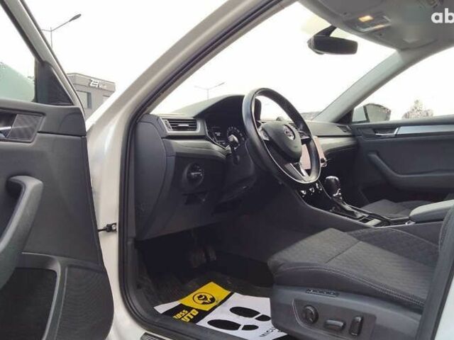 Шкода Суперб, объемом двигателя 2 л и пробегом 236 тыс. км за 18500 $, фото 10 на Automoto.ua