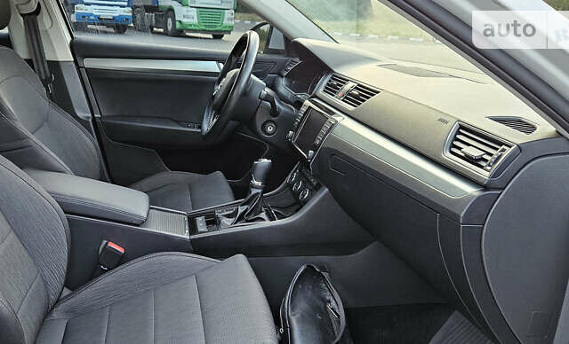 Шкода Суперб, объемом двигателя 1.8 л и пробегом 83 тыс. км за 14500 $, фото 4 на Automoto.ua