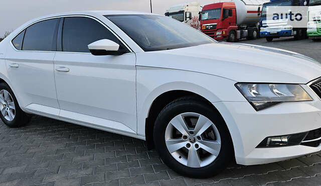 Шкода Суперб, объемом двигателя 1.8 л и пробегом 83 тыс. км за 14500 $, фото 29 на Automoto.ua