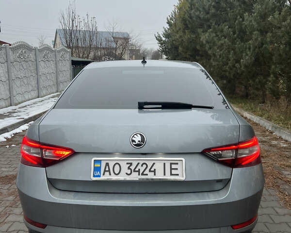 Шкода Суперб, объемом двигателя 2 л и пробегом 171 тыс. км за 19700 $, фото 6 на Automoto.ua