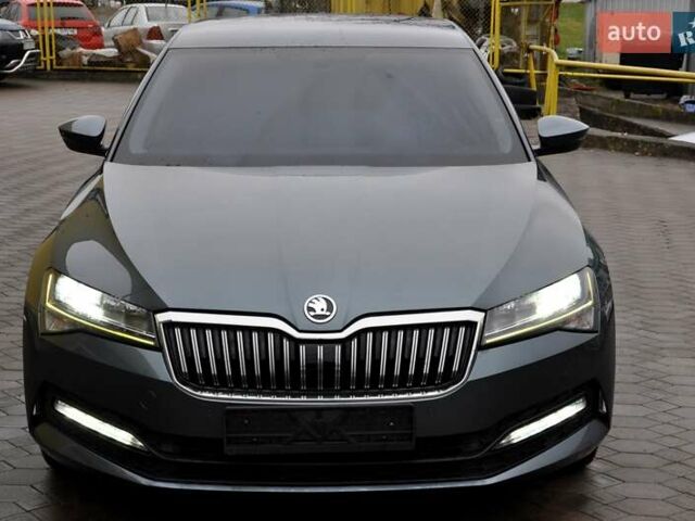 Шкода Суперб, объемом двигателя 1.6 л и пробегом 240 тыс. км за 17600 $, фото 3 на Automoto.ua