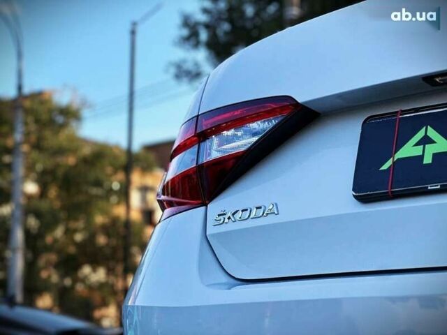 Шкода Суперб, об'ємом двигуна 2 л та пробігом 120 тис. км за 26500 $, фото 19 на Automoto.ua