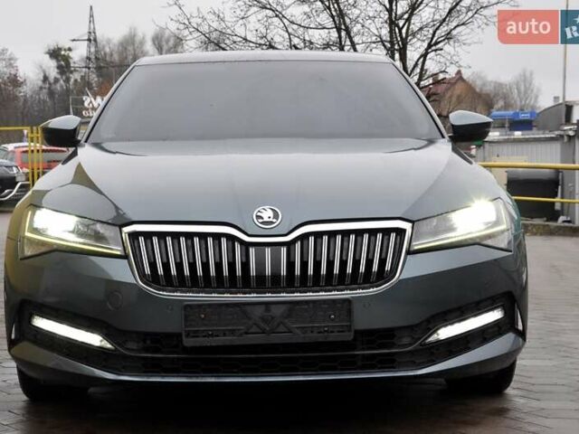 Шкода Суперб, объемом двигателя 1.6 л и пробегом 240 тыс. км за 17600 $, фото 4 на Automoto.ua