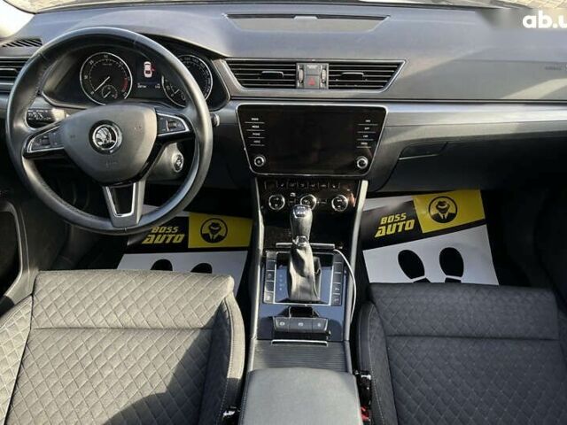 Шкода Суперб, объемом двигателя 2 л и пробегом 292 тыс. км за 22800 $, фото 8 на Automoto.ua