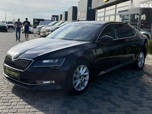 Шкода Суперб, объемом двигателя 2 л и пробегом 292 тыс. км за 22800 $, фото 2 на Automoto.ua