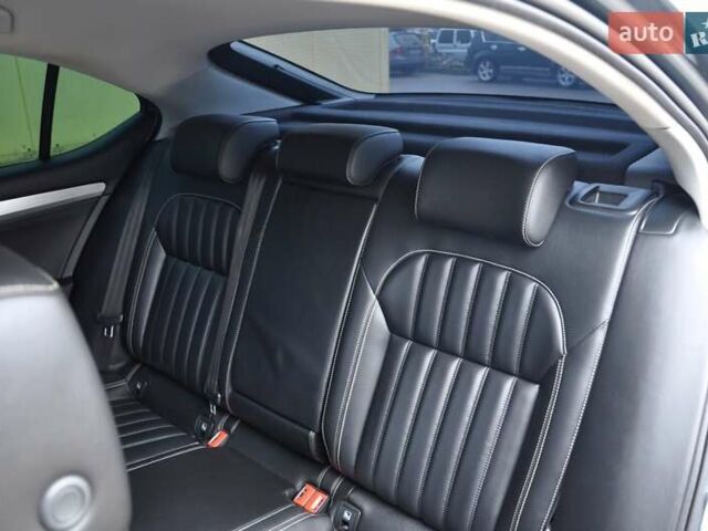 Шкода Суперб, объемом двигателя 1.6 л и пробегом 240 тыс. км за 17600 $, фото 23 на Automoto.ua