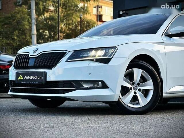 Шкода Суперб, объемом двигателя 2 л и пробегом 120 тыс. км за 29500 $, фото 7 на Automoto.ua