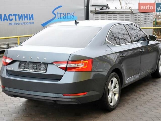 Шкода Суперб, объемом двигателя 1.6 л и пробегом 240 тыс. км за 17600 $, фото 8 на Automoto.ua