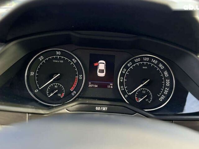 Шкода Суперб, об'ємом двигуна 2 л та пробігом 291 тис. км за 22100 $, фото 17 на Automoto.ua