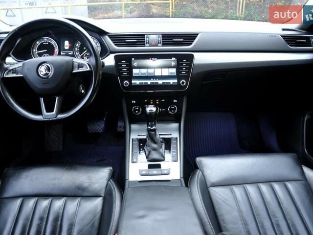 Шкода Суперб, объемом двигателя 1.6 л и пробегом 240 тыс. км за 17600 $, фото 28 на Automoto.ua