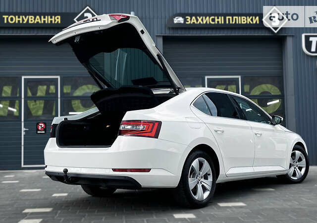 Шкода Суперб, объемом двигателя 2 л и пробегом 218 тыс. км за 23499 $, фото 27 на Automoto.ua