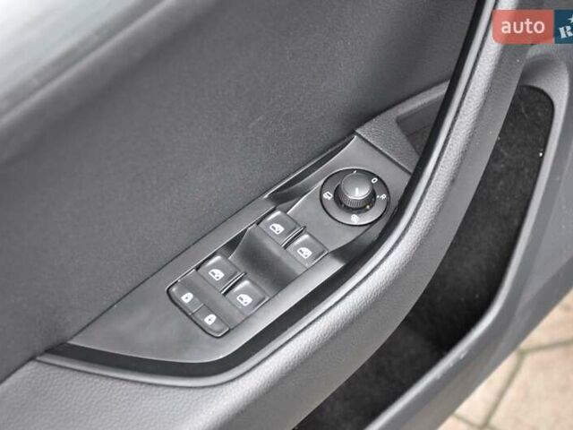 Шкода Суперб, объемом двигателя 1.6 л и пробегом 240 тыс. км за 17600 $, фото 16 на Automoto.ua