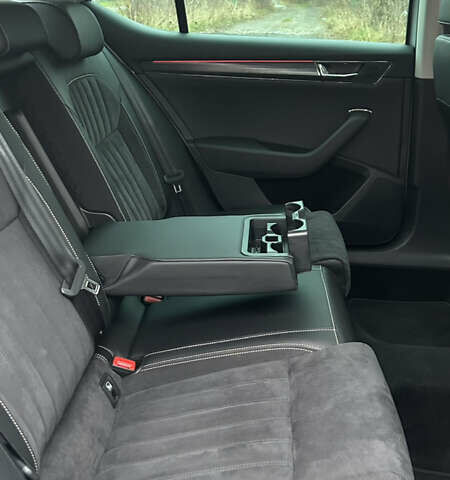 Шкода Суперб, объемом двигателя 1.97 л и пробегом 179 тыс. км за 26000 $, фото 48 на Automoto.ua