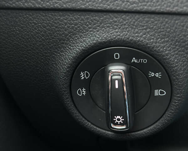 Шкода Суперб, объемом двигателя 1.97 л и пробегом 179 тыс. км за 26000 $, фото 38 на Automoto.ua